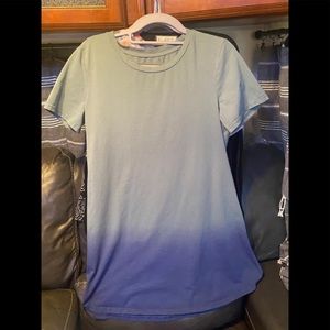 XL teeshirt dress blue green ombre fits like a L